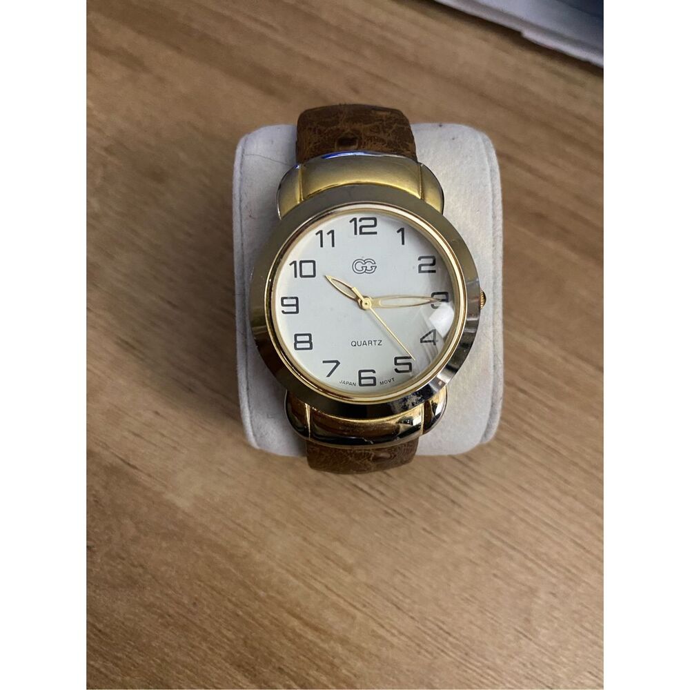GG Ostrich-Like Leather Wristwatch Watch